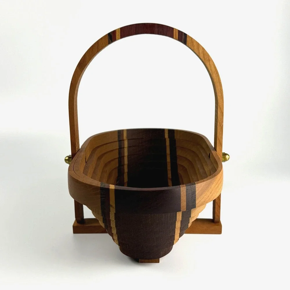 Vintage Signed Deep Spring Collapsible Basket 10